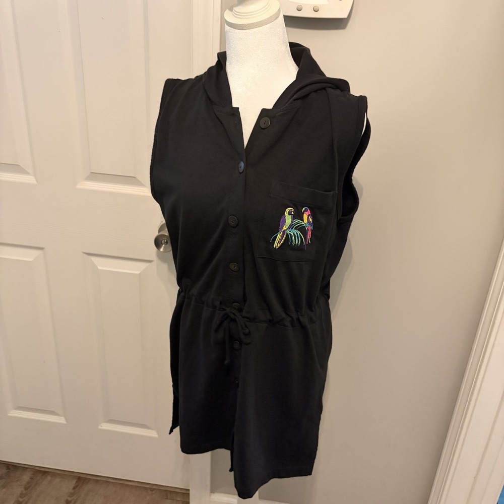 White Stag Vintage Black Sleeveless Hooded‎ Romper Dress Med Parrot Embroidery